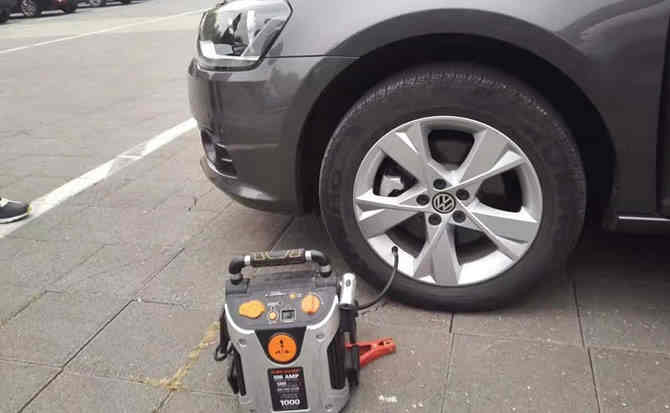 衡南汽车搭电案例